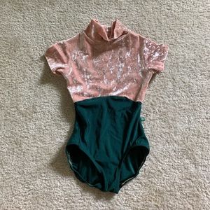 Luckyleo Size Small